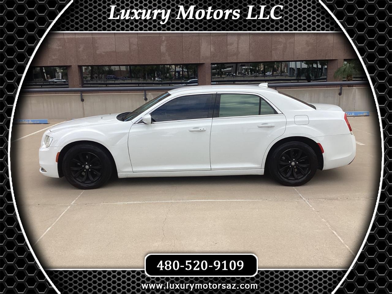 Chrysler 300 Limited RWD 2015