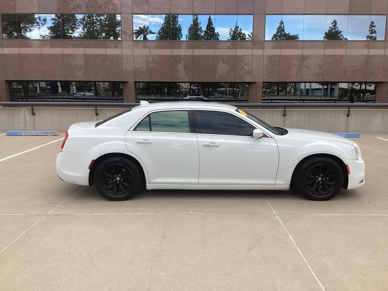 Chrysler 300 Limited RWD 2015