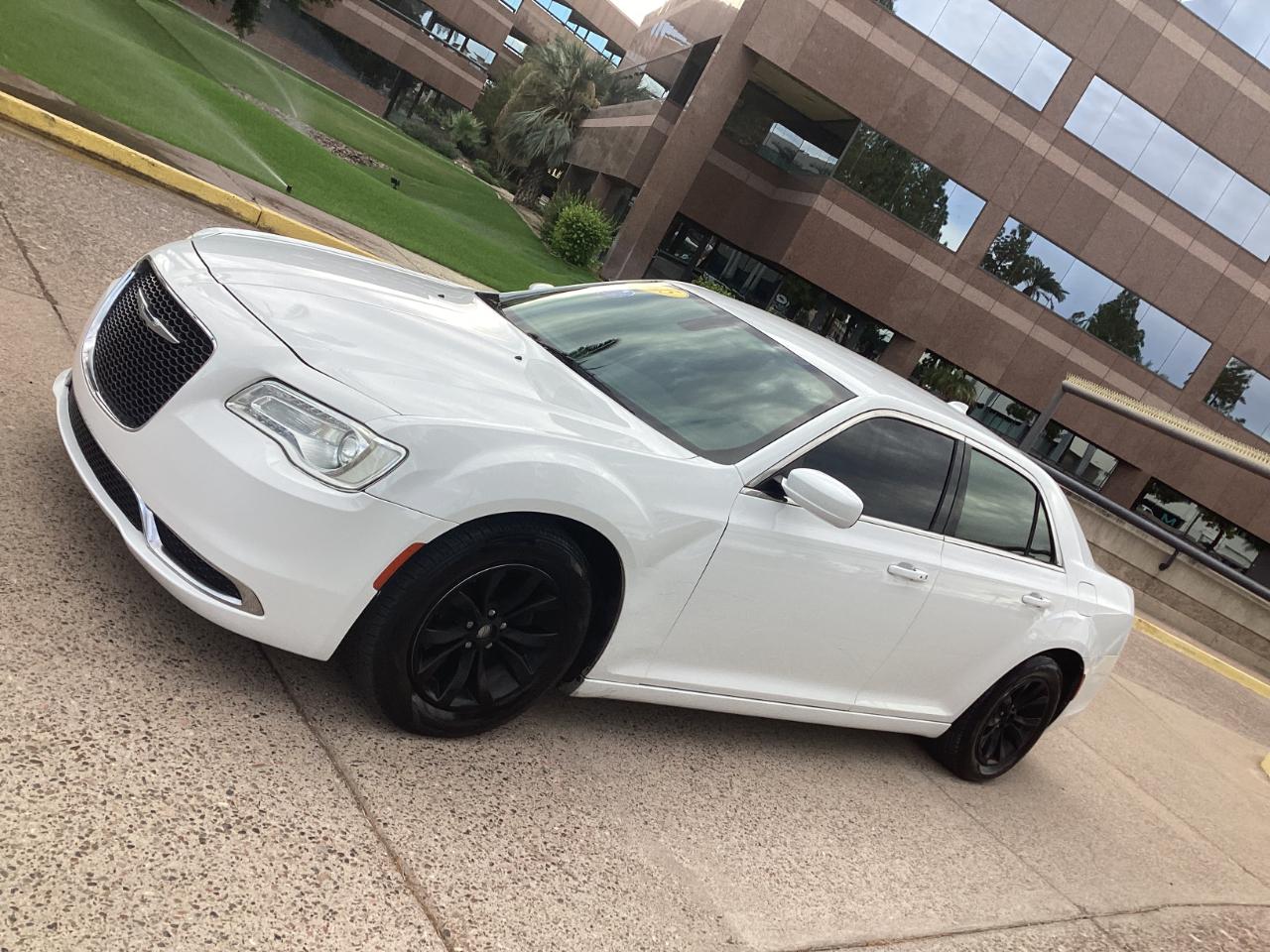 Chrysler 300 Limited RWD 2015