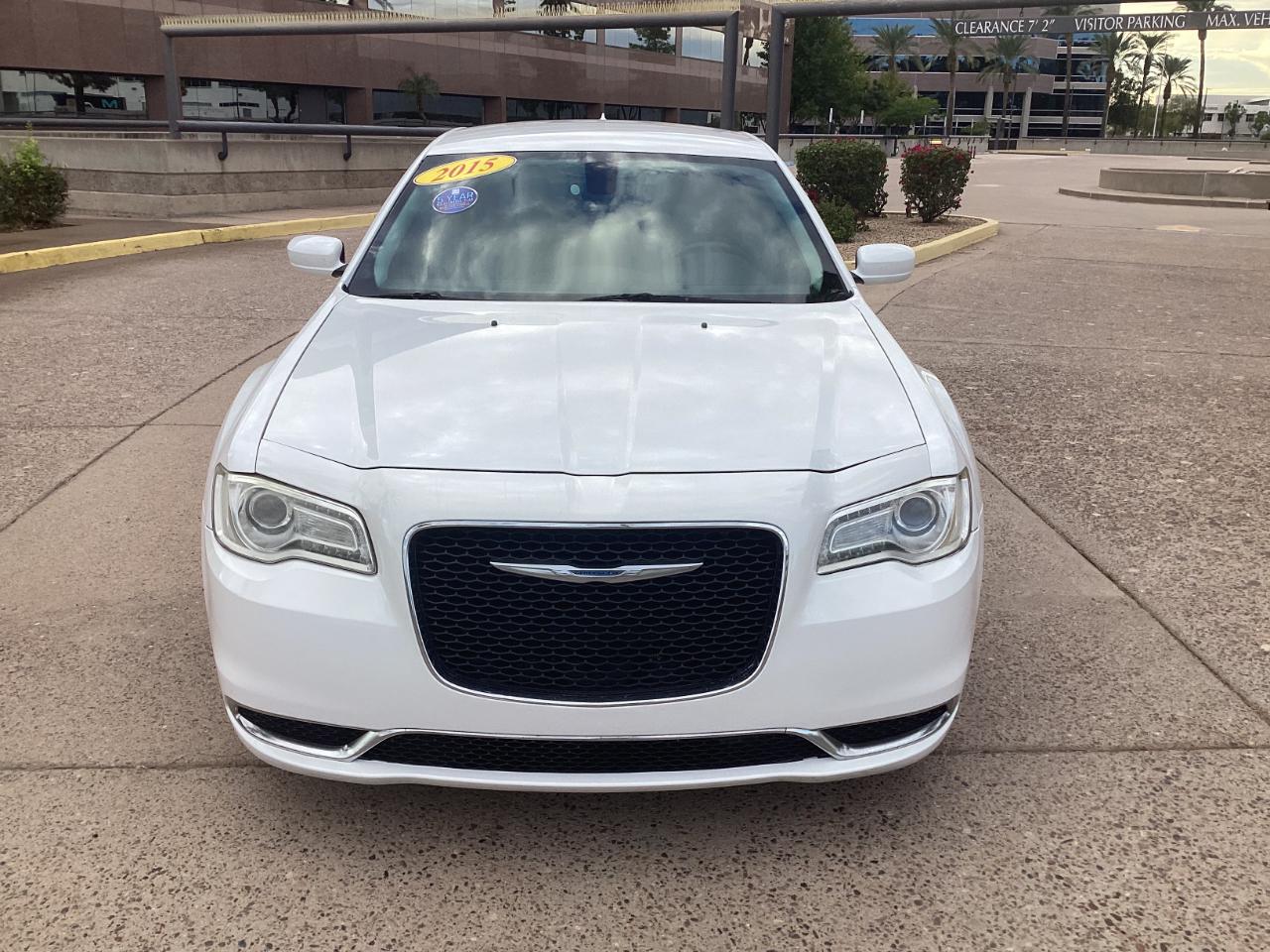 Chrysler 300 Limited RWD 2015