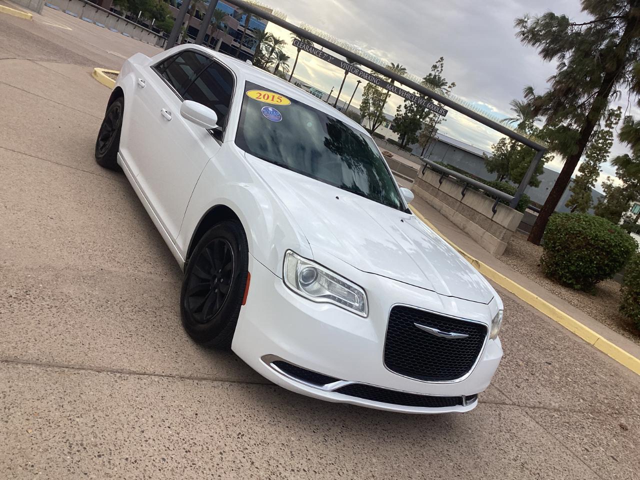 Chrysler 300 Limited RWD 2015