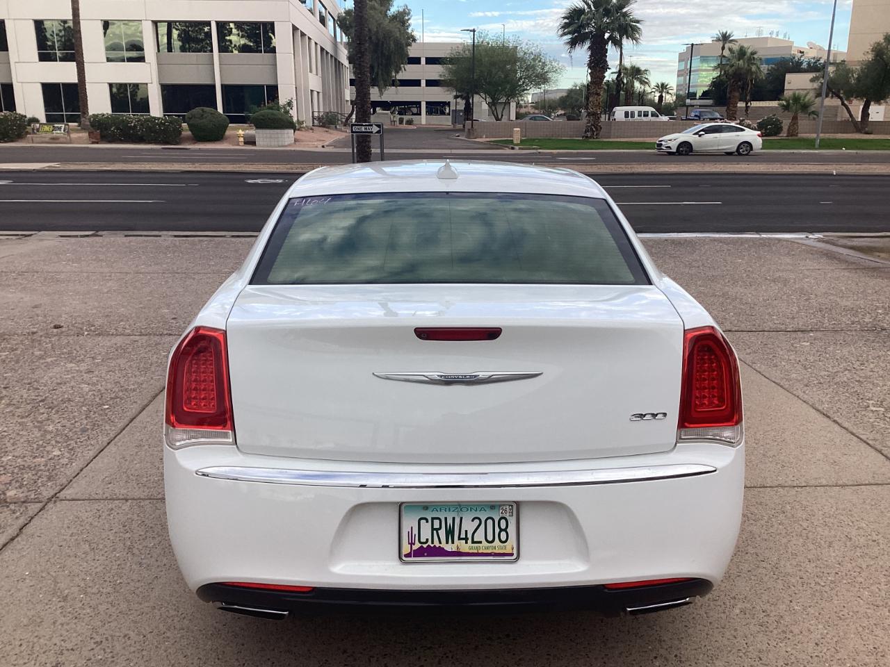 Chrysler 300 Limited RWD 2015
