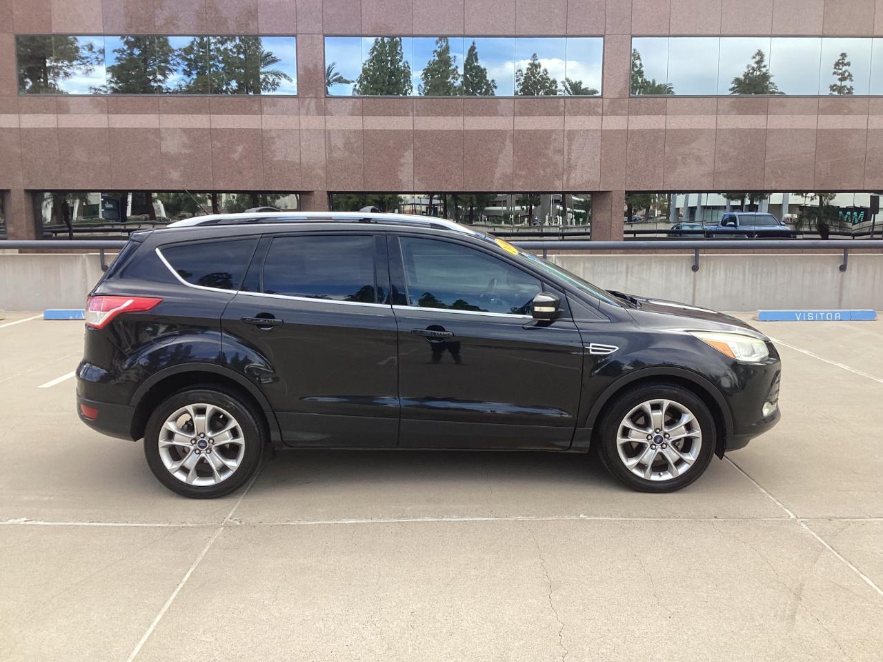 Ford Escape Titanium FWD 2014