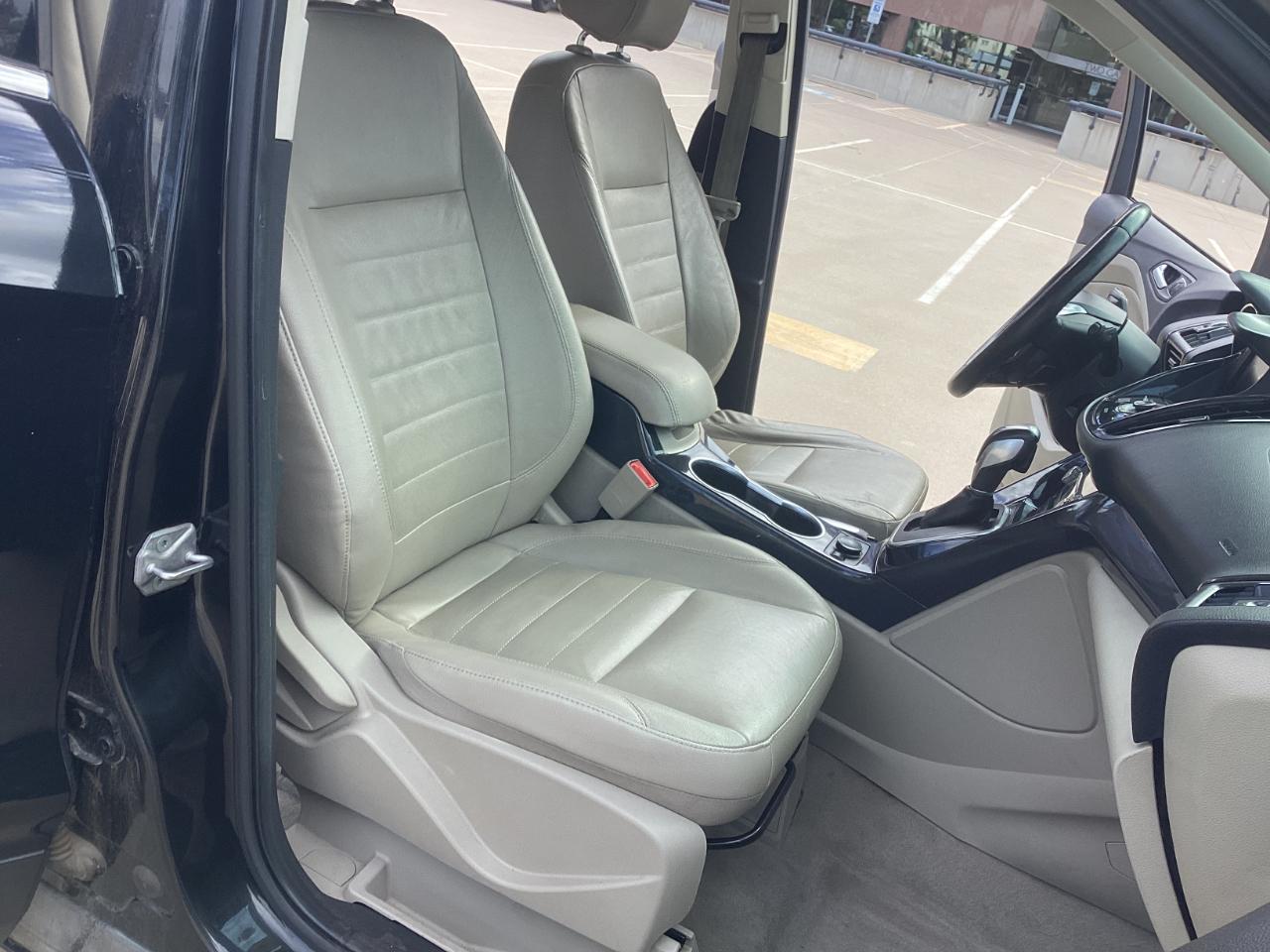 Ford Escape Titanium FWD 2014