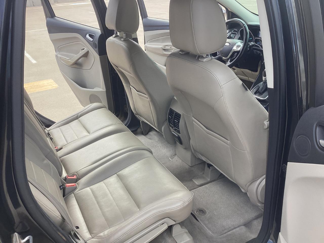 Ford Escape Titanium FWD 2014