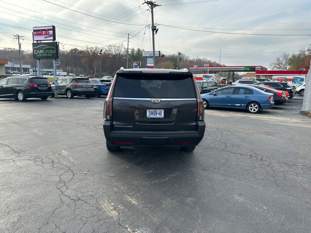 Cadillac Escalade  2016