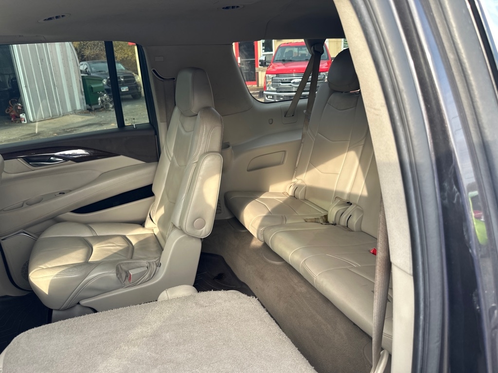 Cadillac Escalade  2016