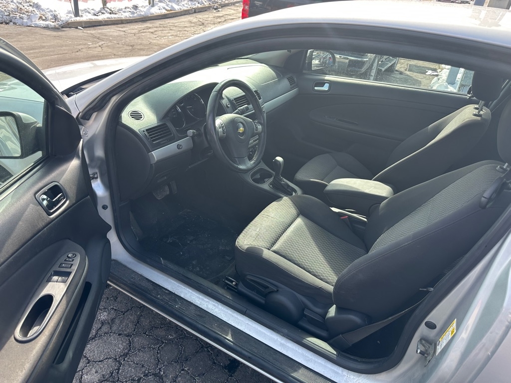 Chevrolet Cobalt  2010