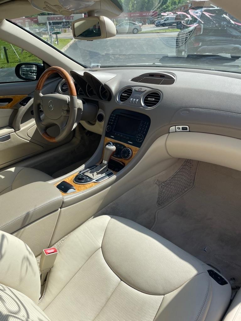 Mercedes-Benz SL-Class  2006