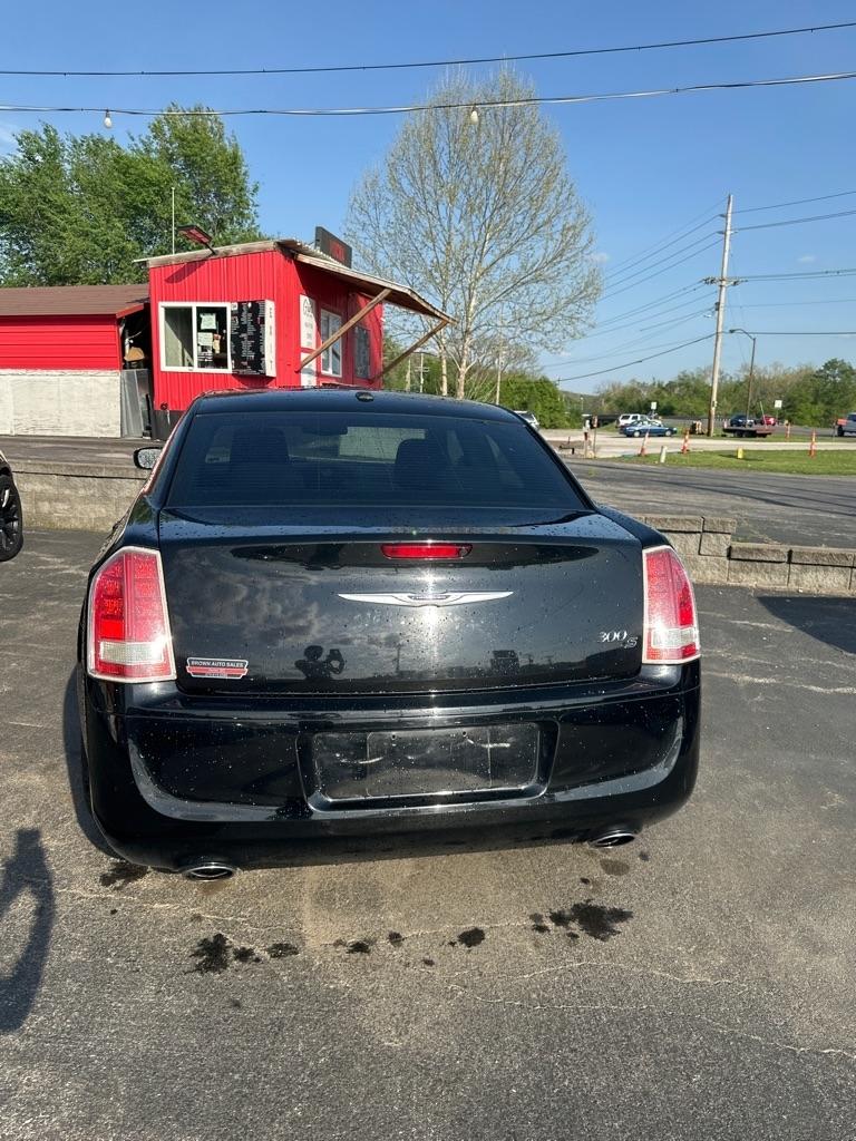 2012 Chrysler 300 S V6