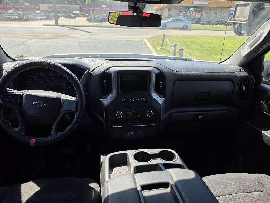 Chevrolet Silverado 1500  2021