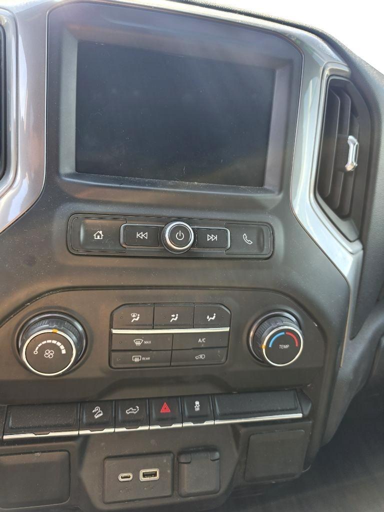 Chevrolet Silverado 1500  2021