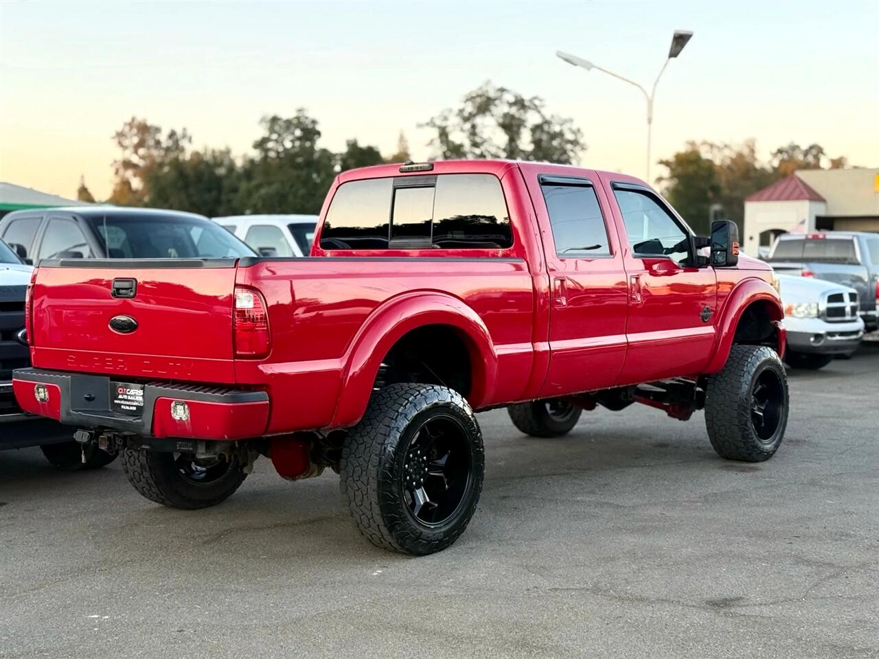 2011 Ford F-350 Lariat photo 3