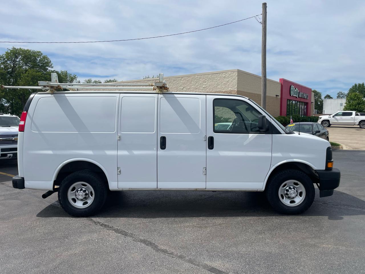 Chevrolet Express 3500 Cargo 2017