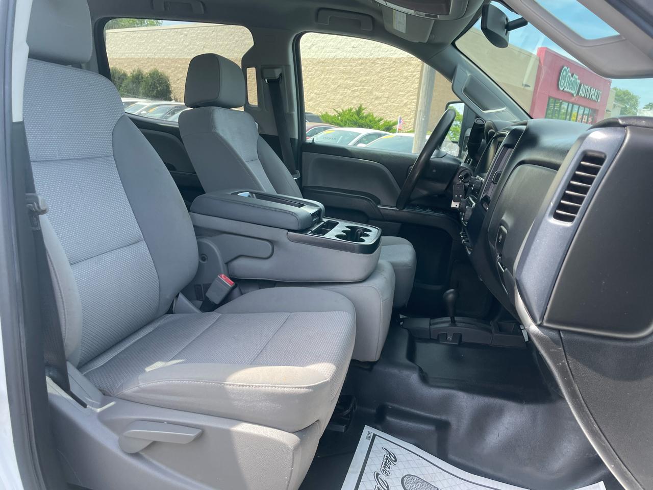 Chevrolet Silverado 2500HD Work Truck Crew Cab 4WD 2017