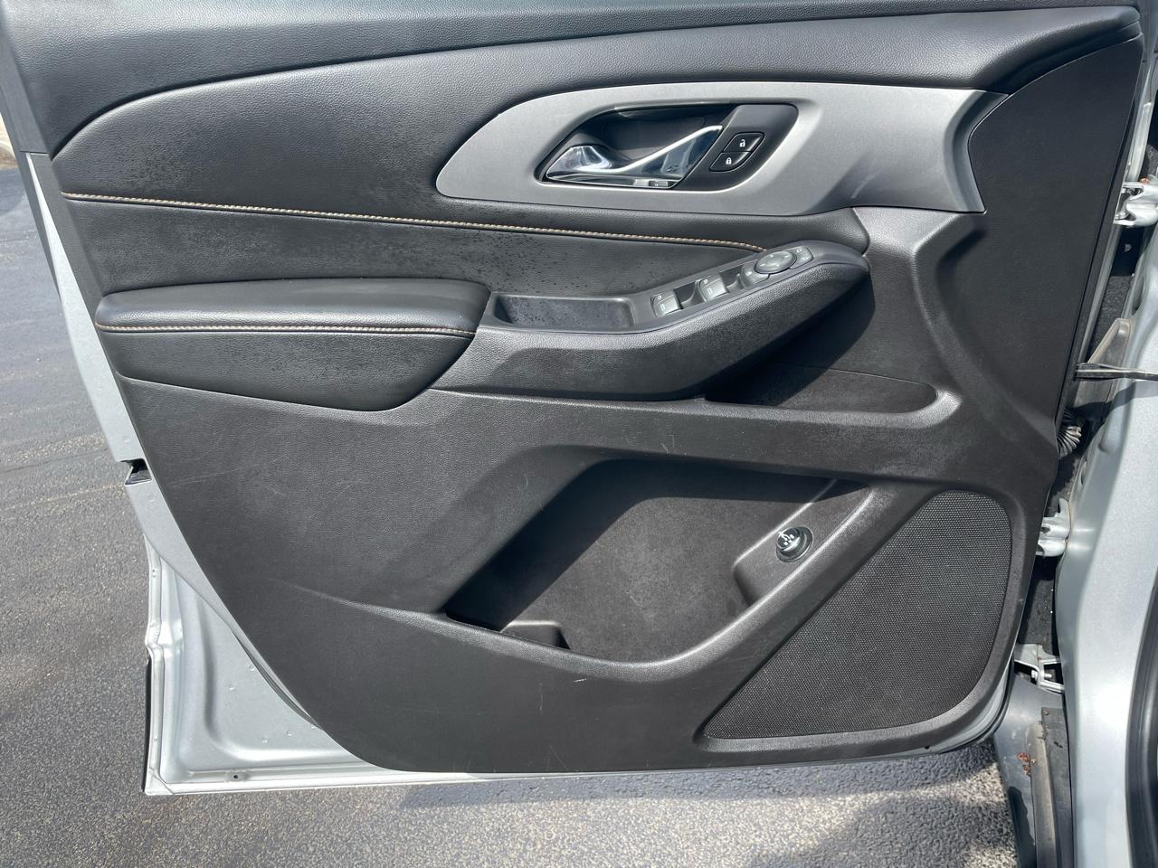 Chevrolet Traverse LT Cloth FWD 2018
