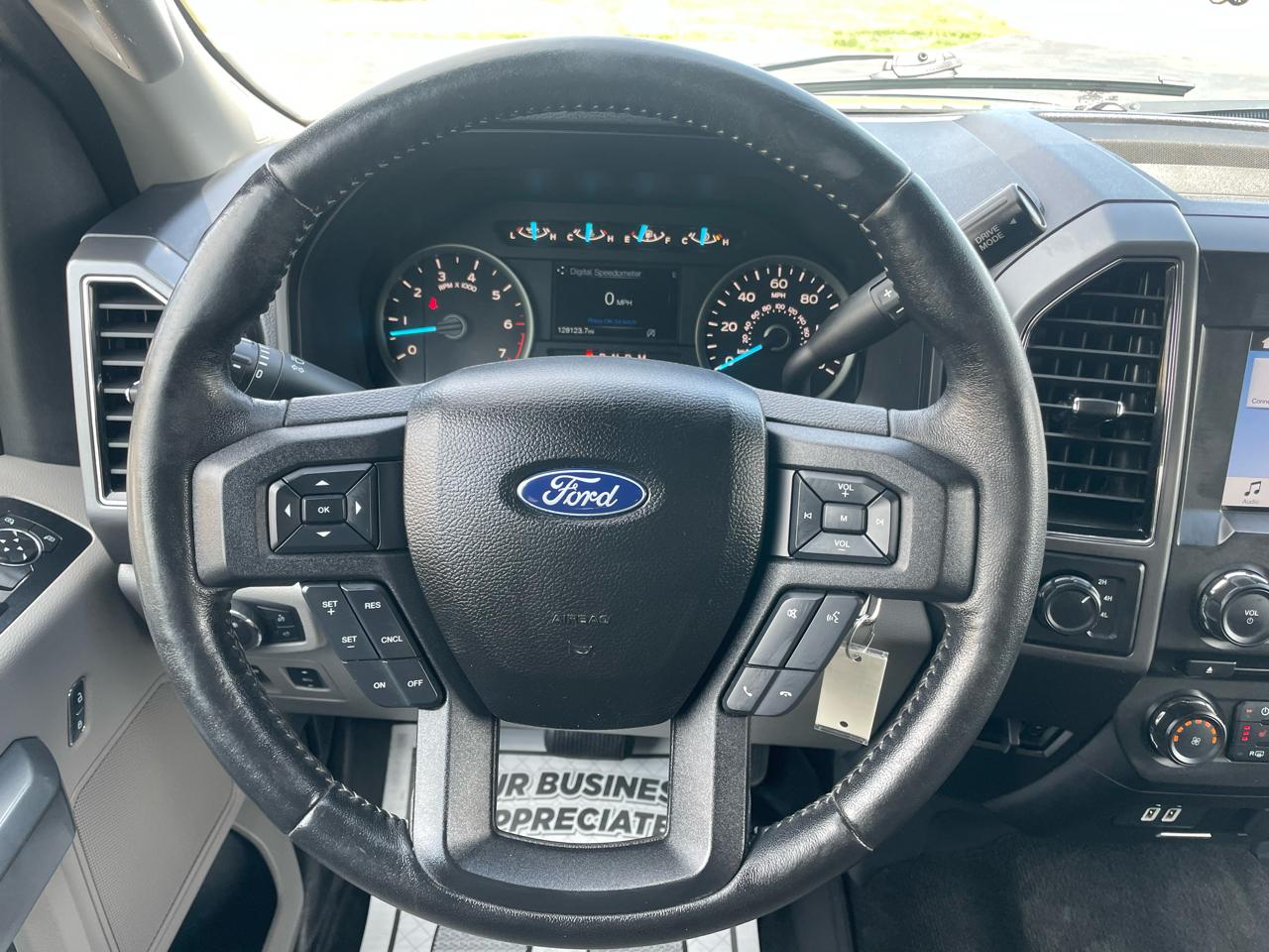 Ford F-150 XL SuperCrew 5.5-ft. Bed 4WD 2018