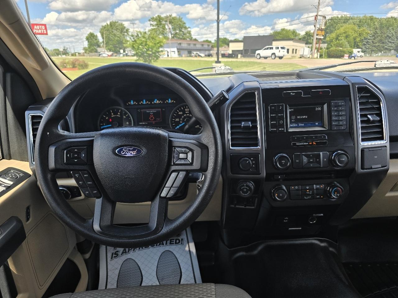Ford F-150 4WD SuperCrew 145" XLT 2016