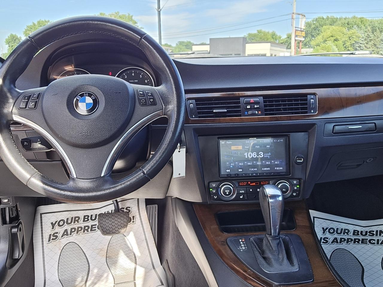 BMW 3-Series 328i Convertible 2012