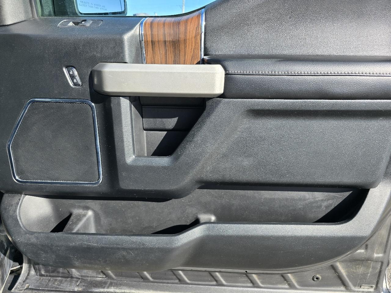 Ford F-150 Lariat SuperCrew 6.5-ft. Bed 4WD 2015