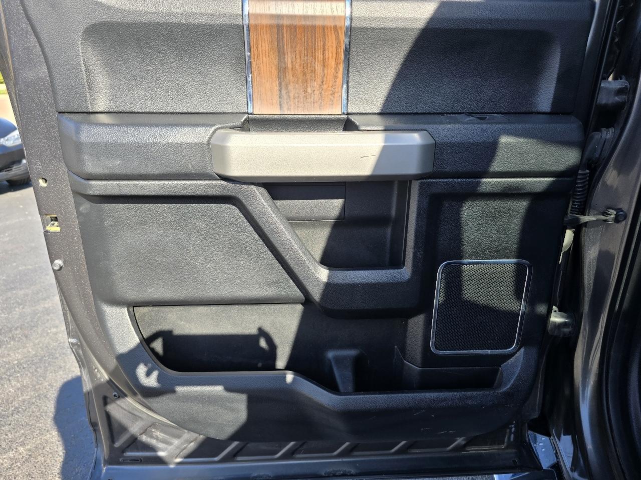 Ford F-150 Lariat SuperCrew 6.5-ft. Bed 4WD 2015