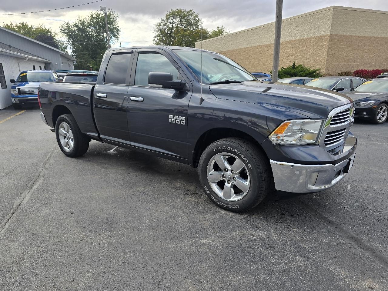 RAM 1500 SLT Quad Cab 4WD 2018