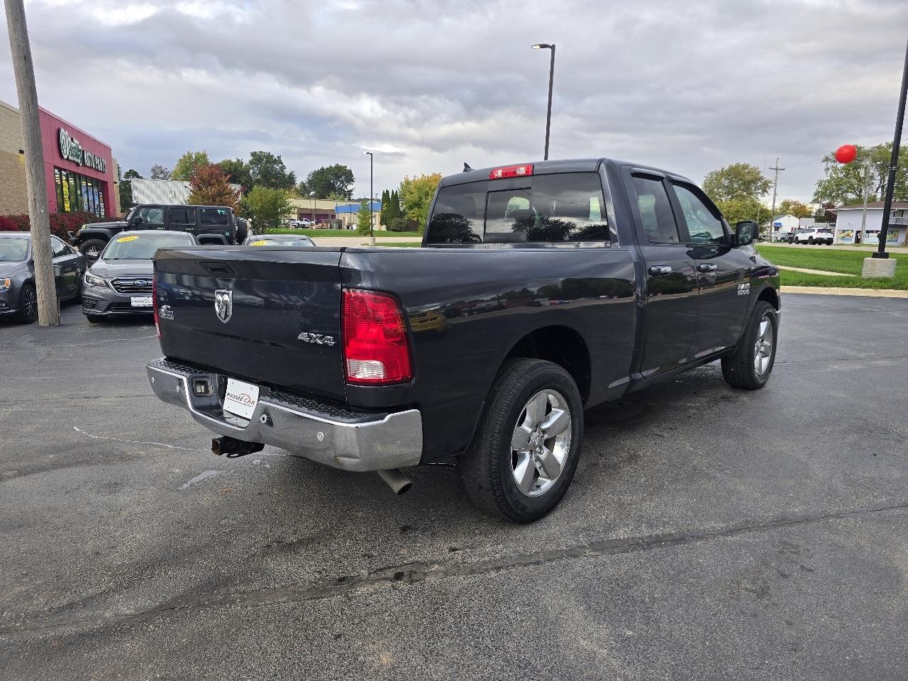 RAM 1500 SLT Quad Cab 4WD 2018