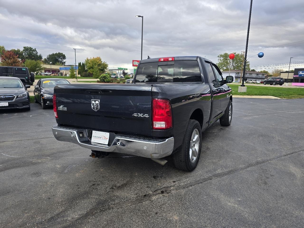 RAM 1500 SLT Quad Cab 4WD 2018