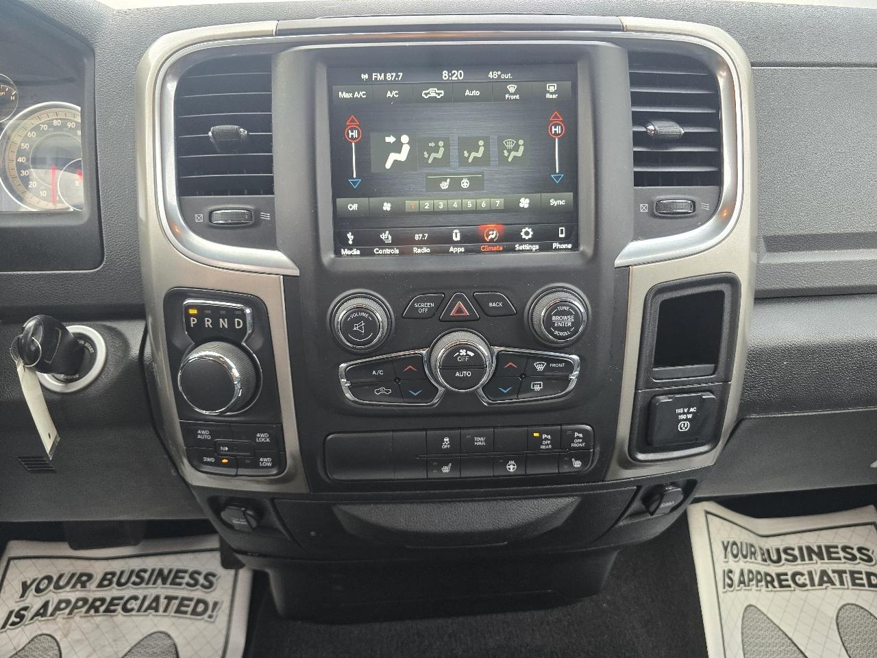 RAM 1500 SLT Quad Cab 4WD 2018