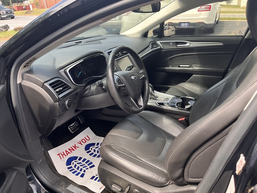 Ford Fusion Titanium 2016