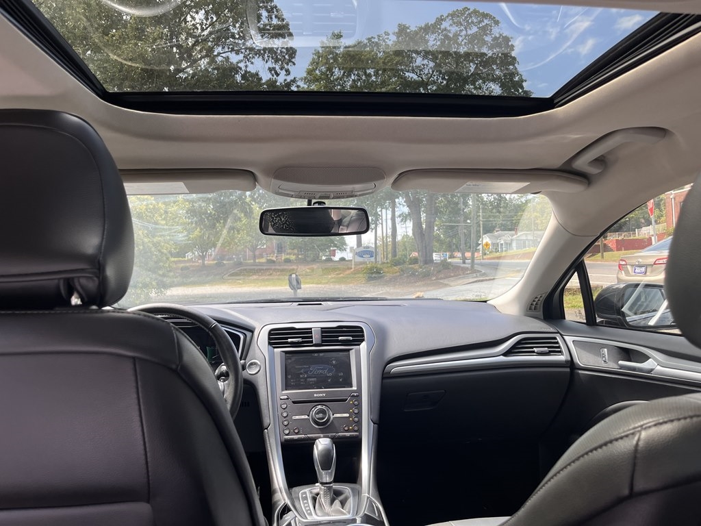 Ford Fusion Titanium 2016