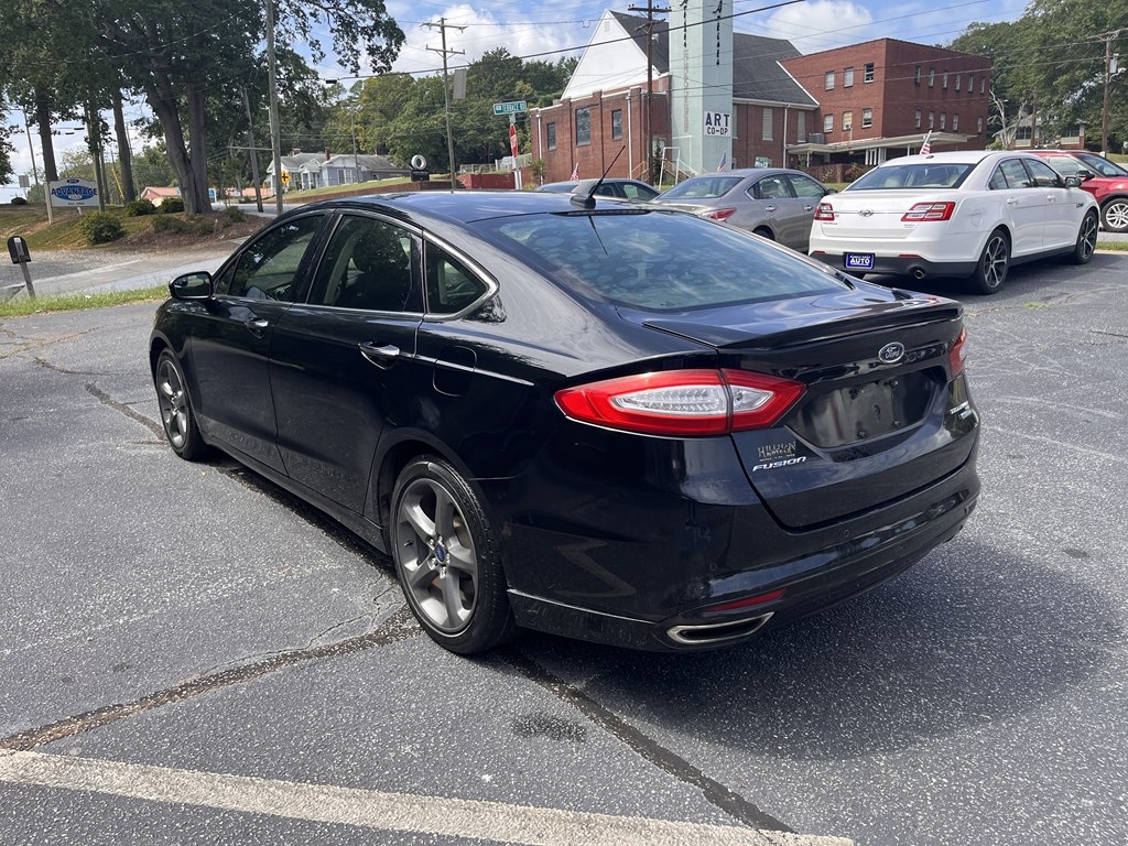 Ford Fusion Titanium 2016
