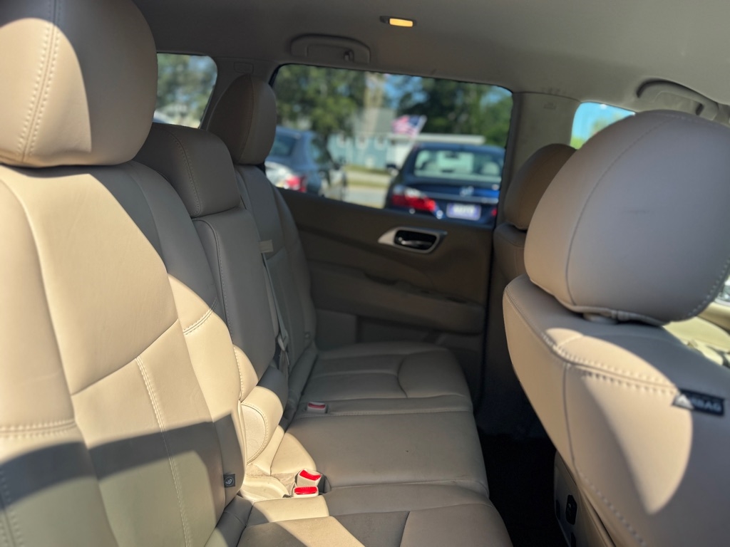 Nissan Pathfinder S 2WD 2016 Nissan Pathfinder S 2WD 2016