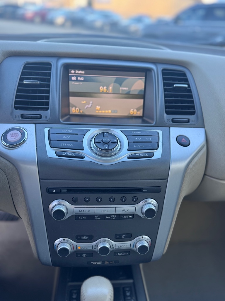 Nissan Murano S 2012