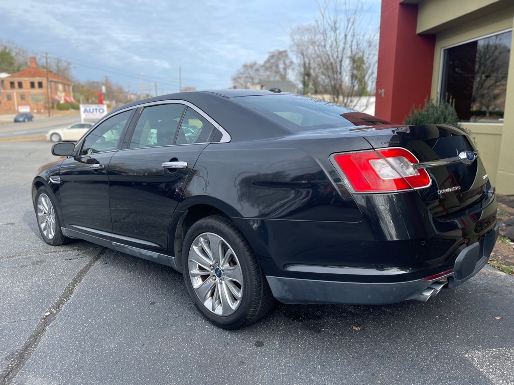 Ford Taurus Limited FWD 2011