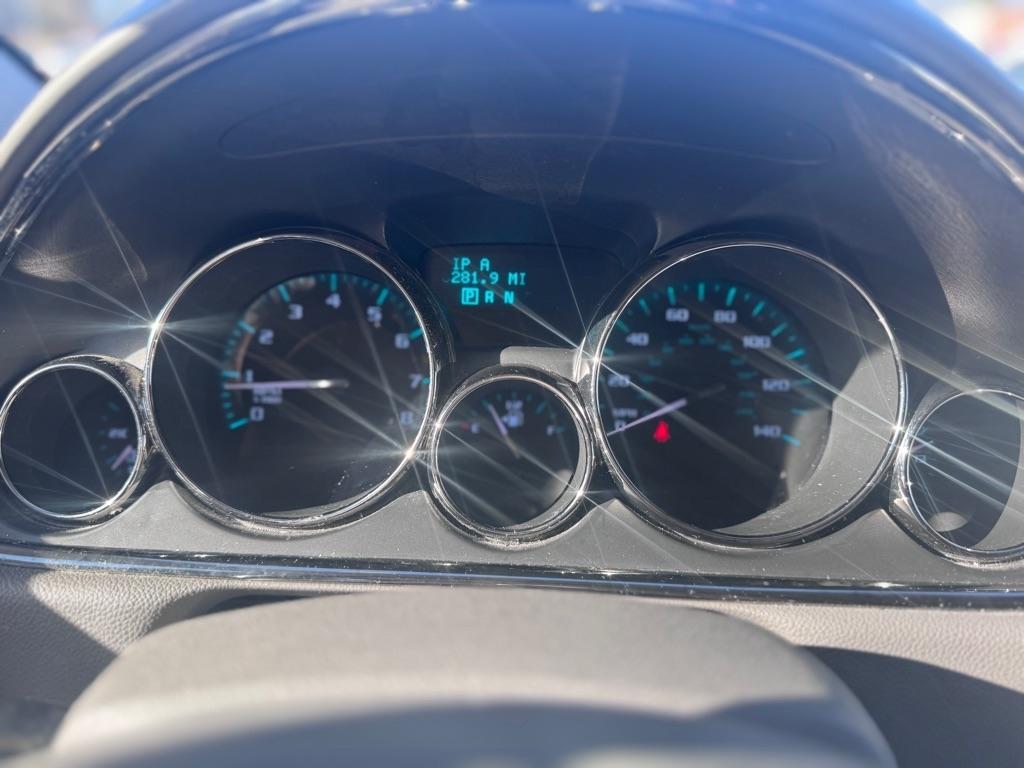 Buick Enclave Convenience FWD 2015