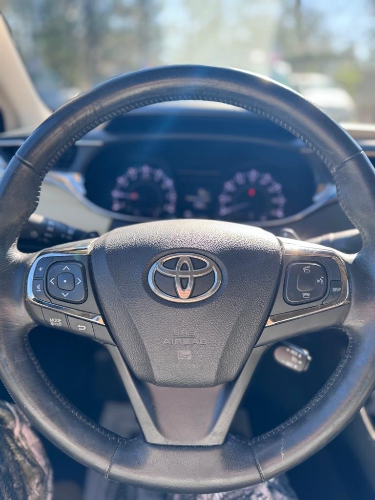 Toyota Avalon XLE 2014