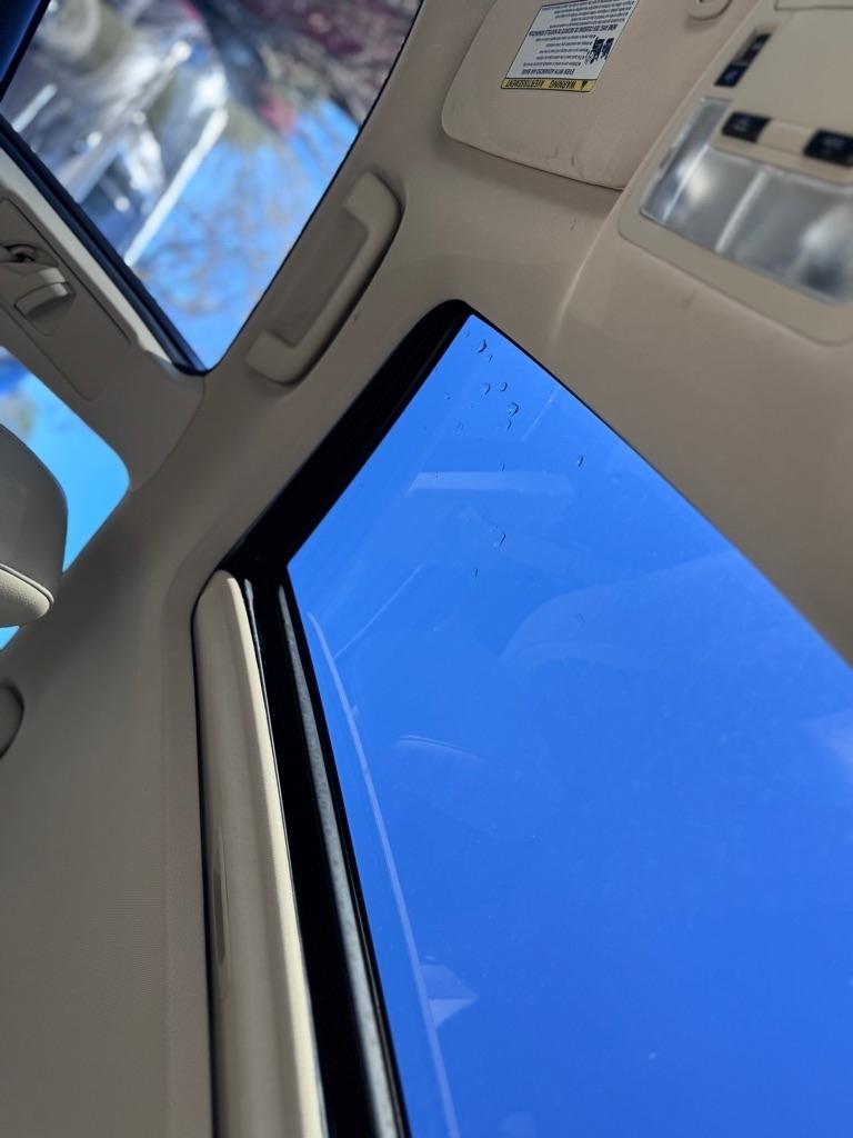 Toyota Avalon XLE 2014