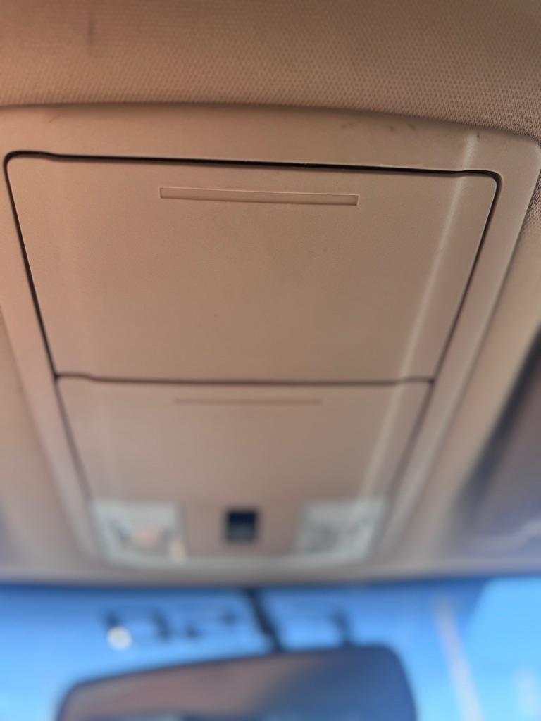 Ford F-150 Lariat SuperCrew 5.5-ft. Bed 2WD 2011