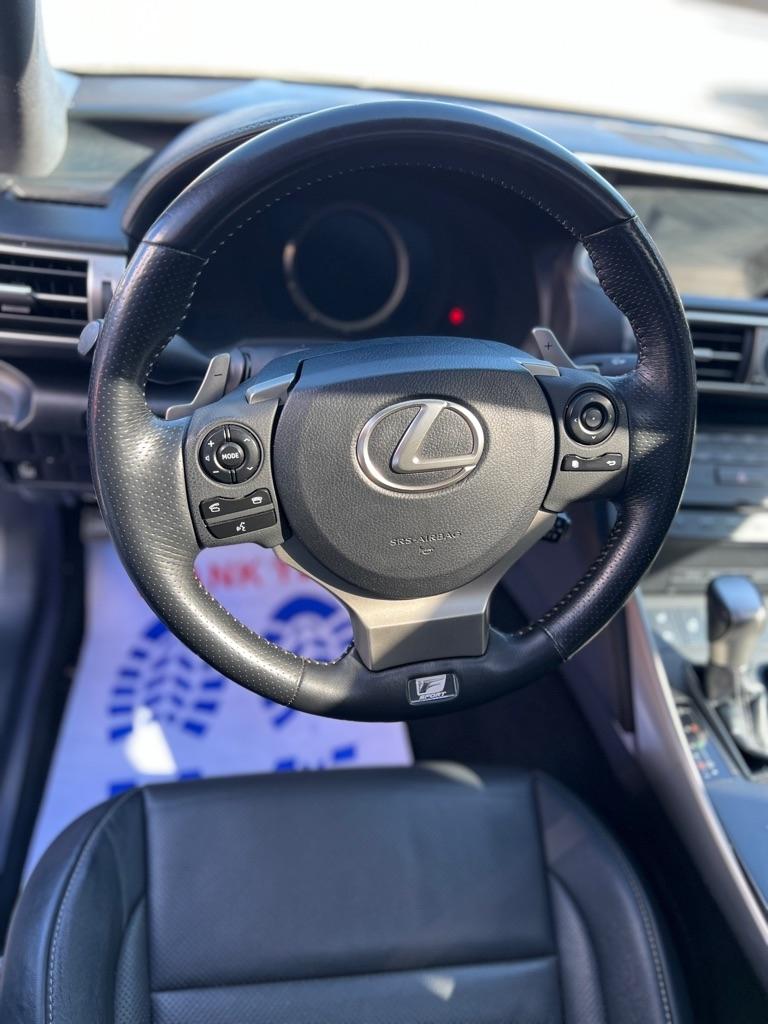 Lexus IS 250 AWD 2015