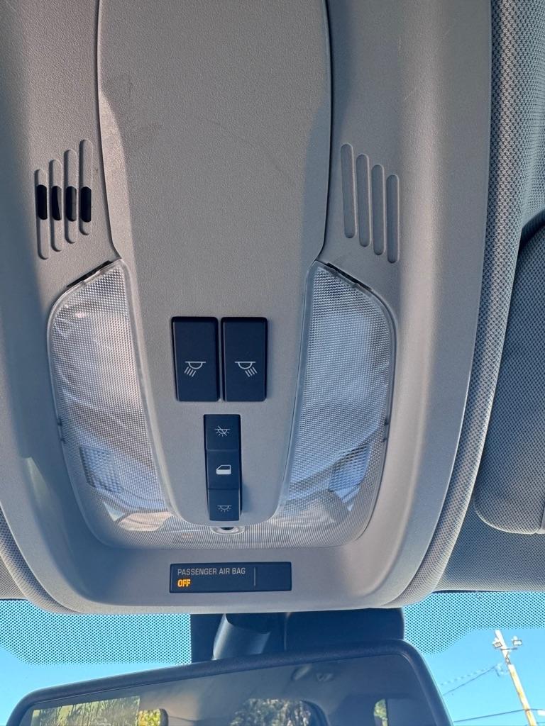 Chevrolet Equinox 1LT 2WD 2011