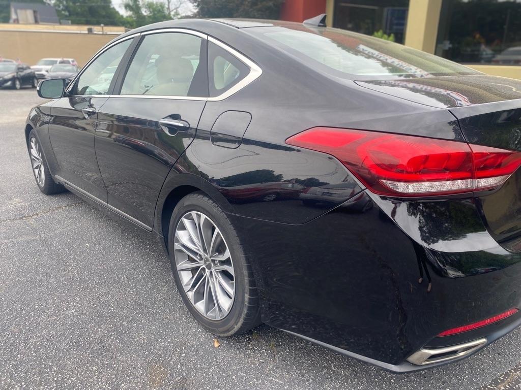 Hyundai Genesis 3.8L 2015
