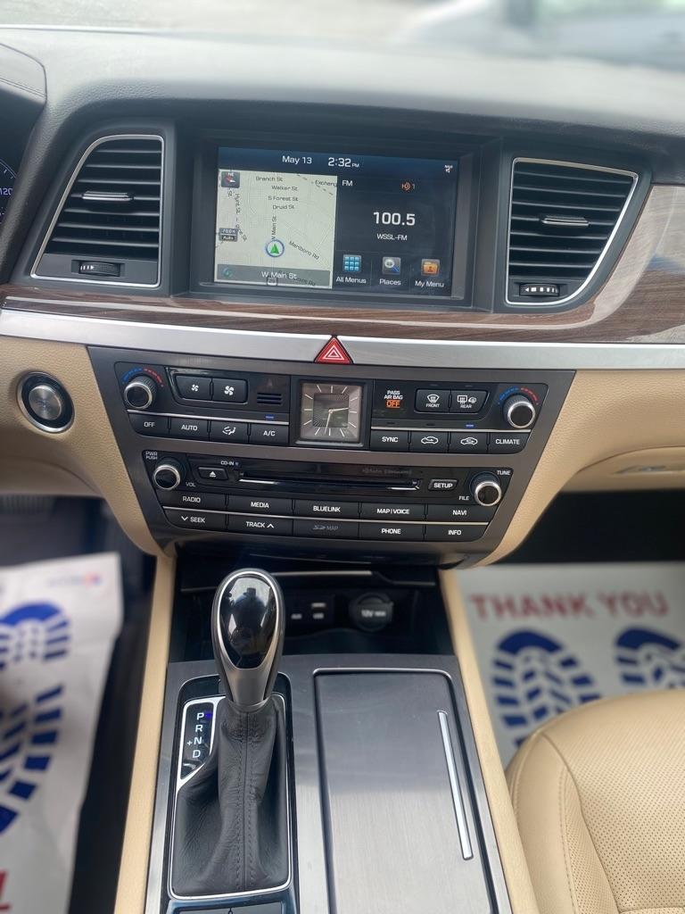 Hyundai Genesis 3.8L 2015