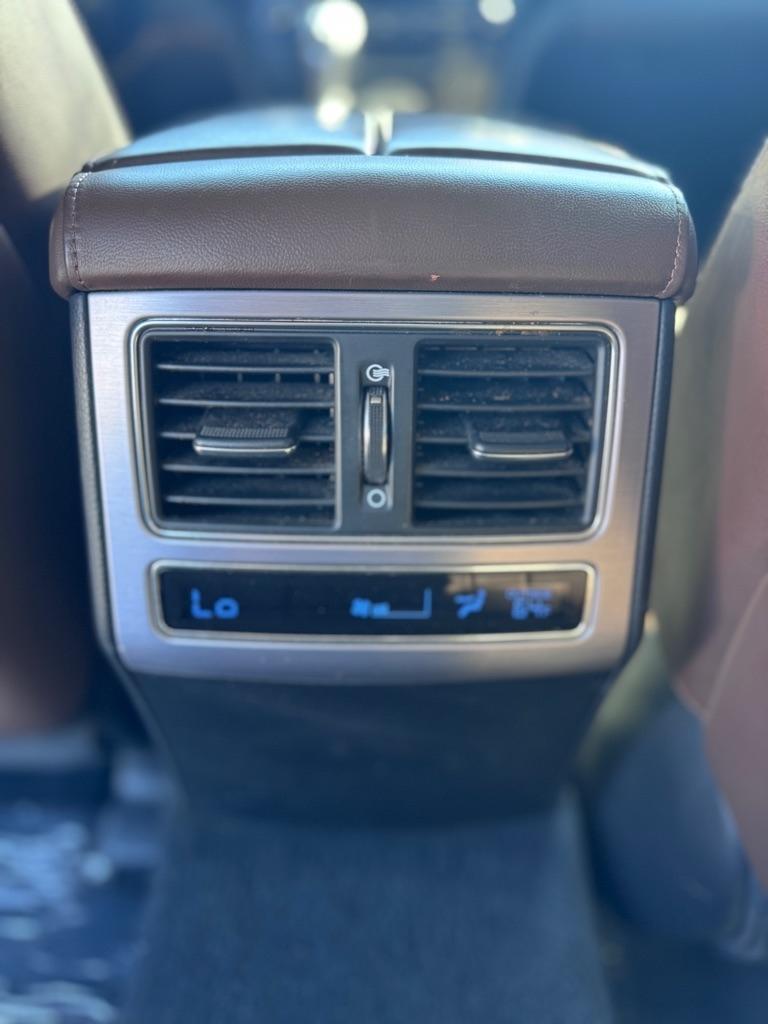 Hyundai Equus Signature 2015