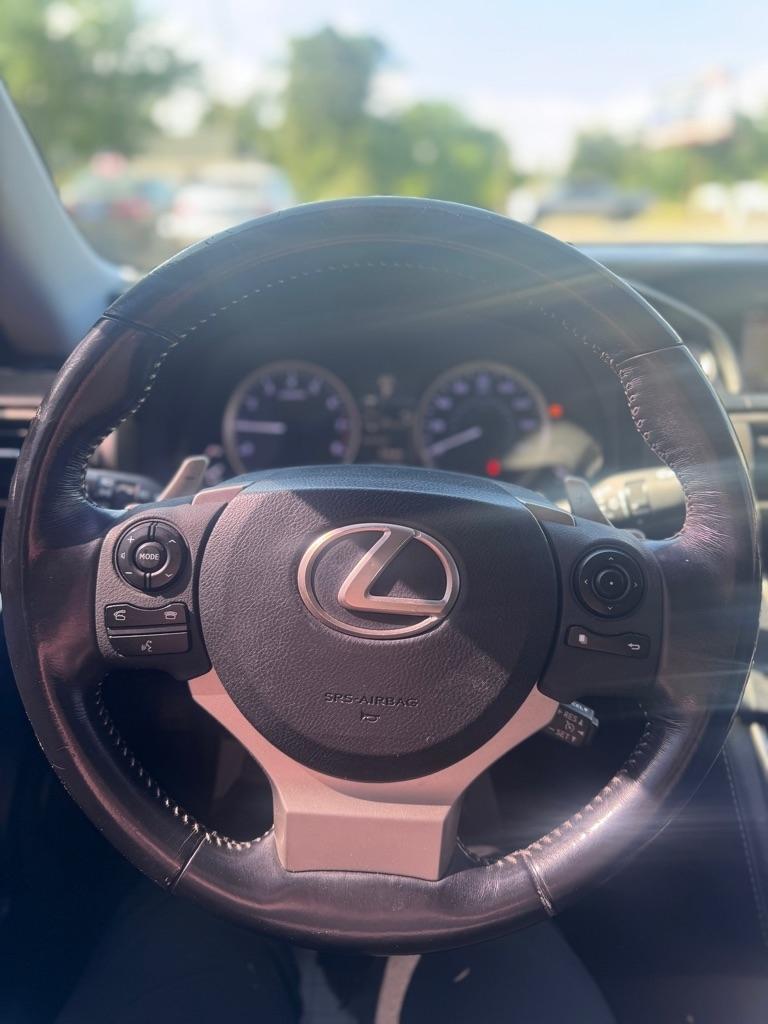 Lexus IS 250 RWD 2015