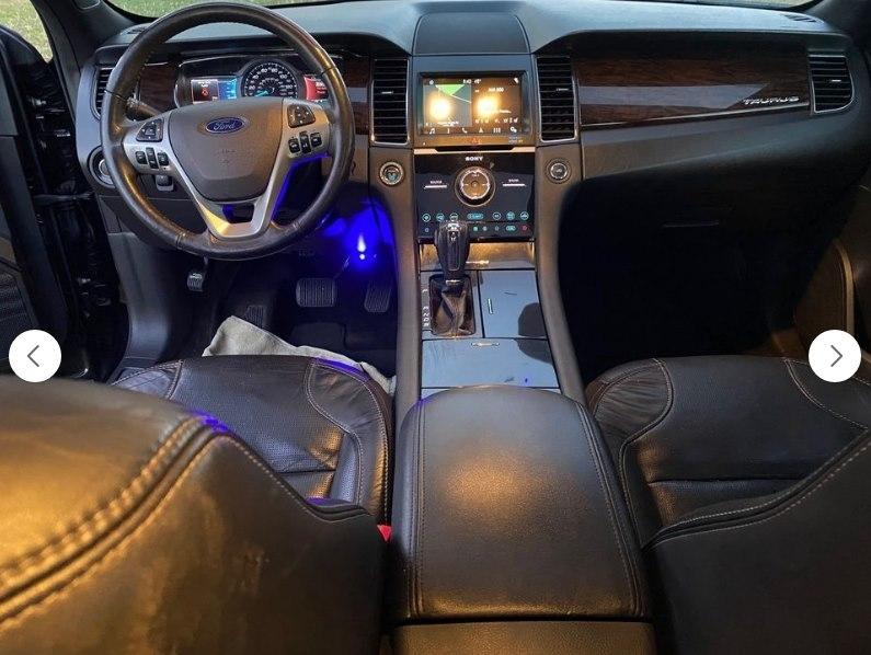 Ford Taurus Limited FWD 2018