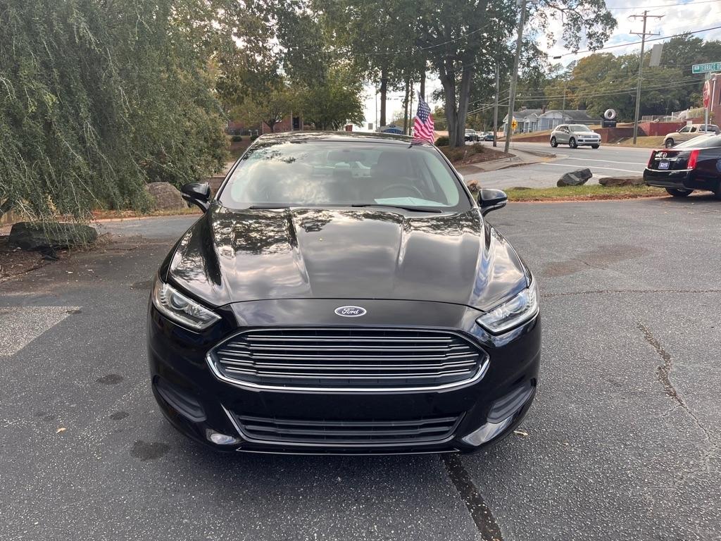 Ford Fusion S 2013