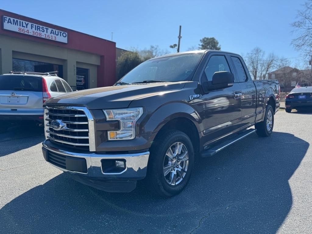 Ford F-150 XL SuperCab 8-ft. 2WD 2015