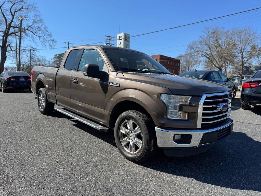 Ford F-150 XL SuperCab 8-ft. 2WD 2015