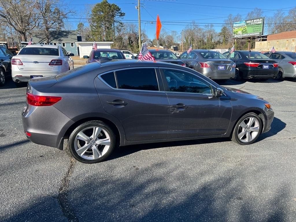 Acura ILX 5-Spd AT 2015